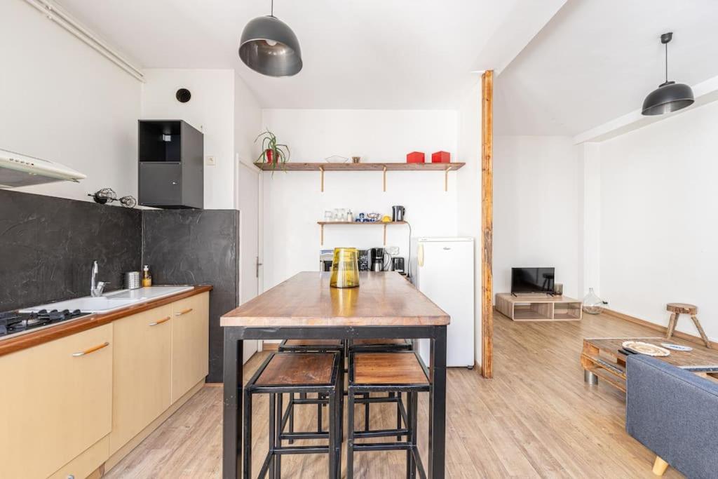 Appartamento Le Charmant Hello Palois-T2-Wifi Pau Esterno foto